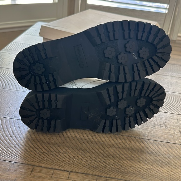 Sincerely Jules Harley White Boots - Picture 7 of 11